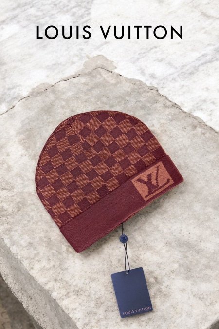 طاقية - Louis Vuitton / خامة كشميرية  - بني / مربعات